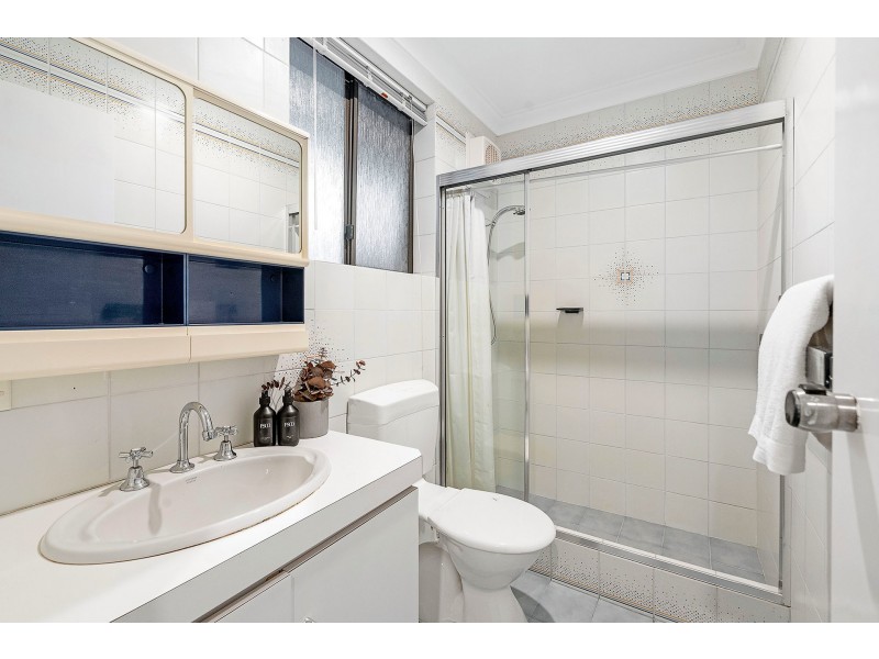 8 Rowley Place, Bull Creek WA 6149