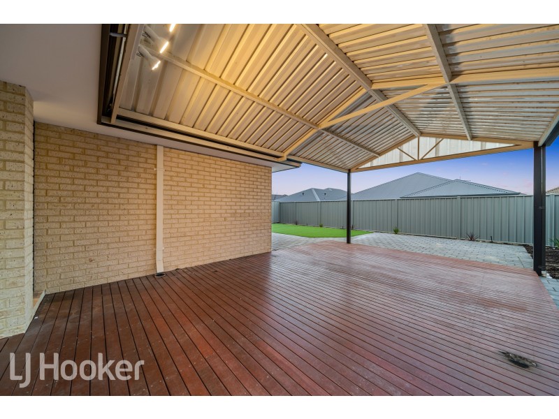 19 Retchford Way, Queens Park WA 6107