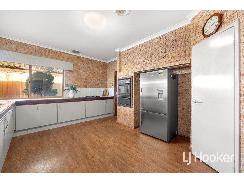 16 Prescott Drive, Murdoch WA 6150