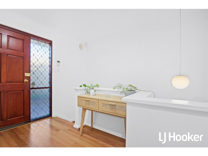 4/57 Leonora Street, Como WA 6152