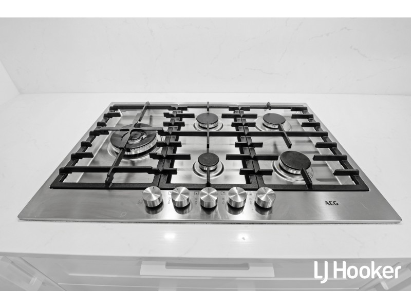 4/57 Leonora Street, Como WA 6152