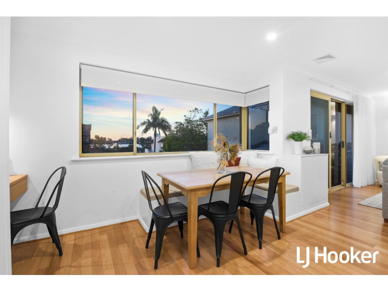 4/57 Leonora Street, Como WA 6152