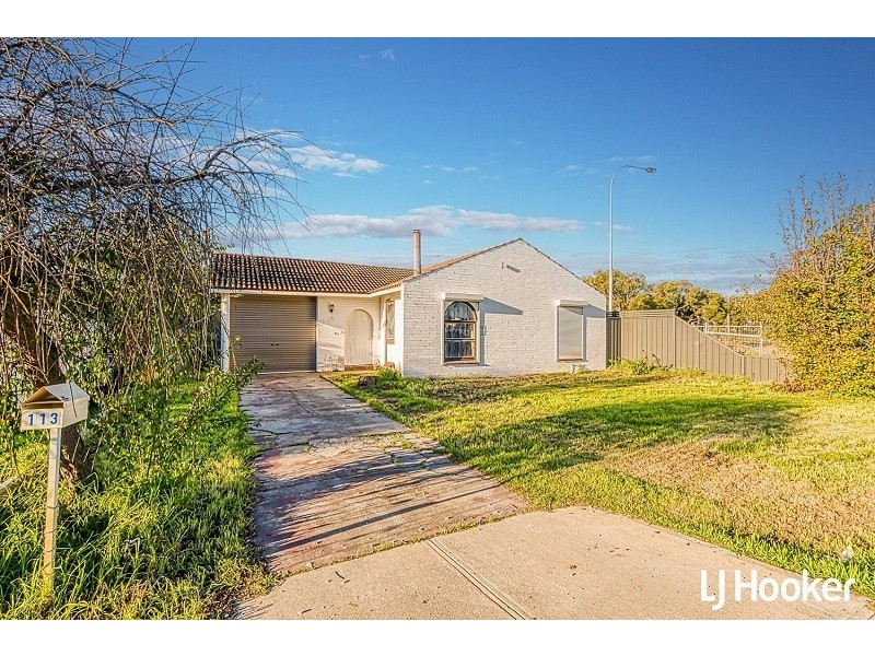 113 Central Avenue, Redcliffe WA 6104