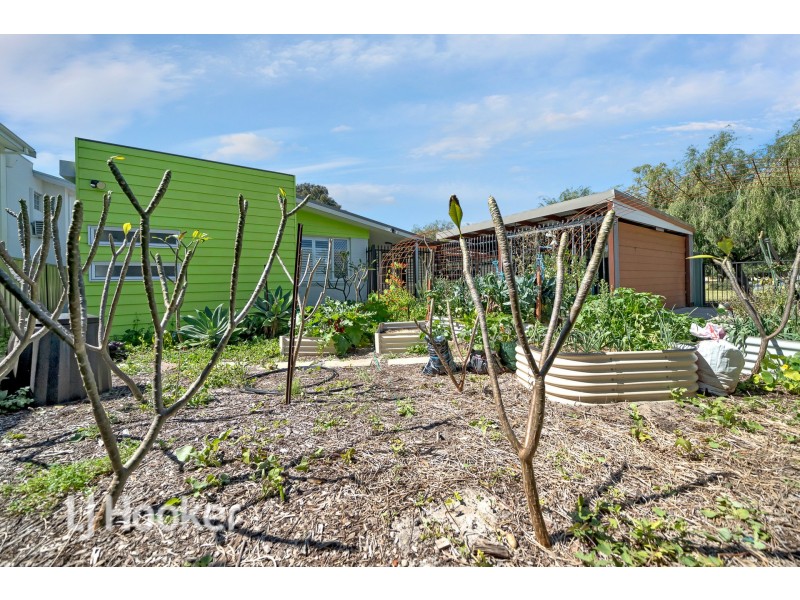 227 Fisher Street, Cloverdale WA 6105