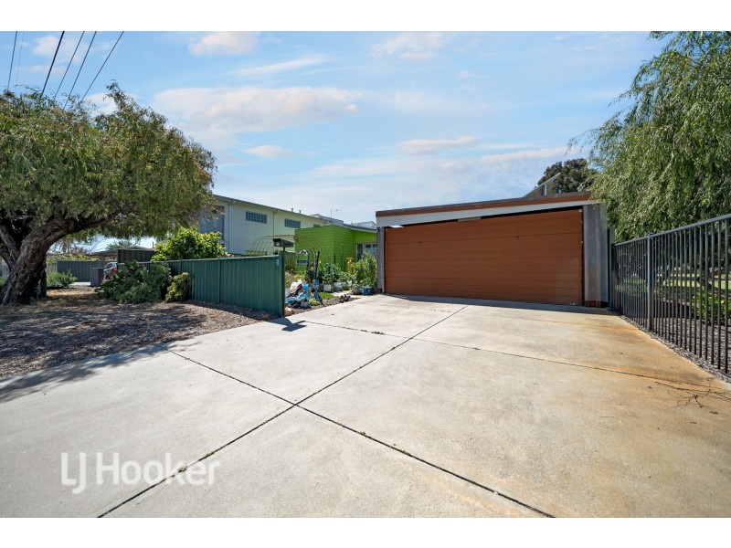 227 Fisher Street, Cloverdale WA 6105