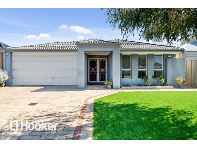 29 Reginald Street, Queens Park WA 6107