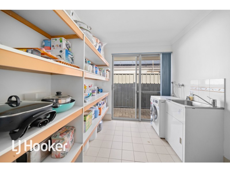 29 Reginald Street, Queens Park WA 6107