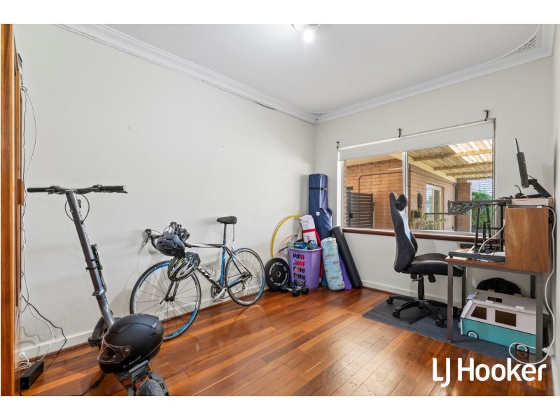 82A Bungaree Road, Wilson WA 6107