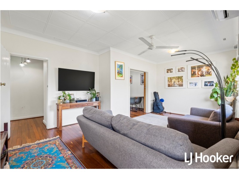 82A Bungaree Road, Wilson WA 6107