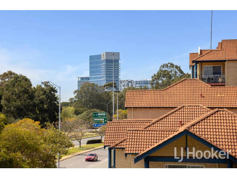 10/3 Washington Street, Victoria Park WA 6100