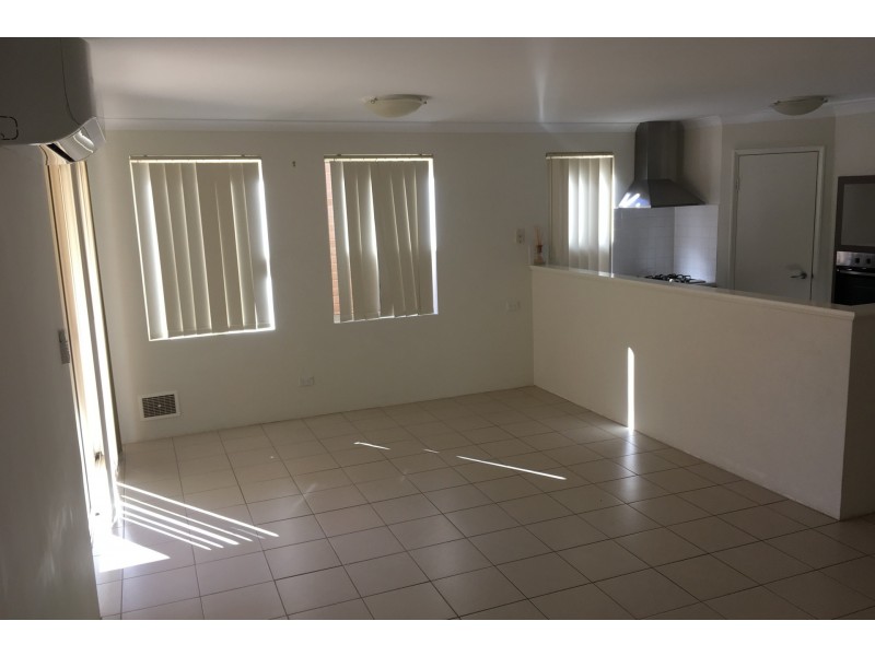 Unit 17/17-21 Third Av, Kelmscott WA 6111