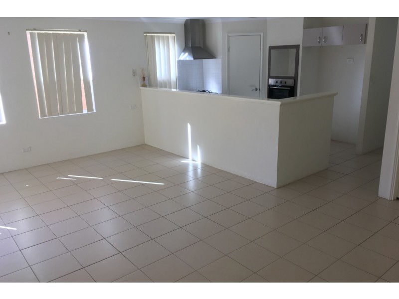 Unit 17/17-21 Third Av, Kelmscott WA 6111