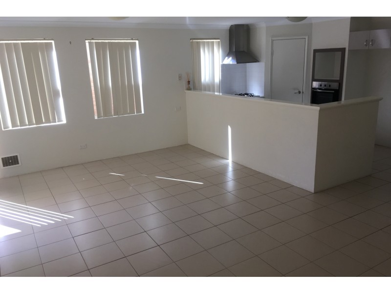 Unit 17/17-21 Third Av, Kelmscott WA 6111