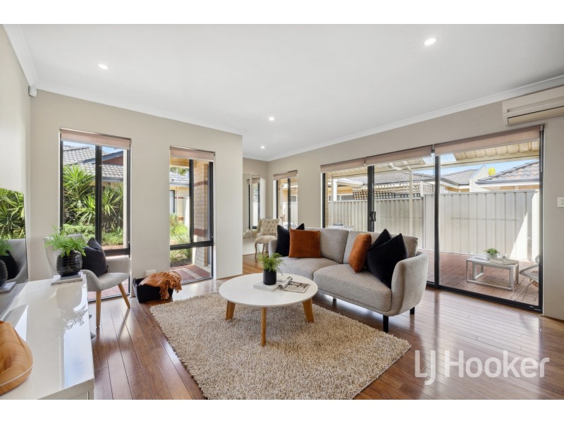 4/82 Queen Street, Bentley WA 6102