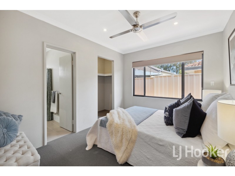 4/82 Queen Street, Bentley WA 6102