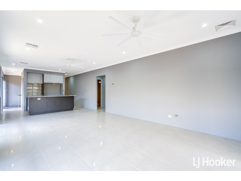 18 Sinclair Street, Rivervale WA 6103