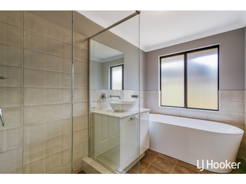 18 Sinclair Street, Rivervale WA 6103