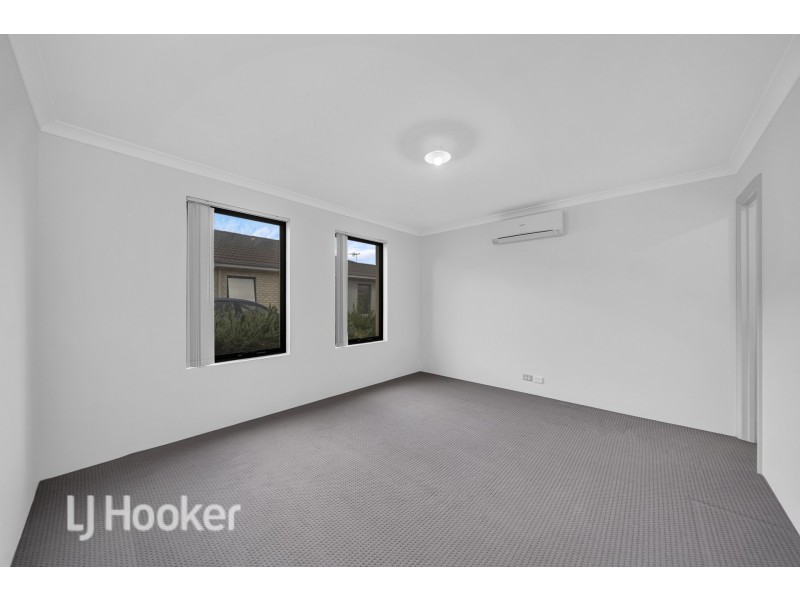 6/7 Stockman Way, Cannington WA 6107