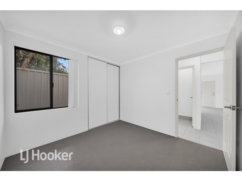 6/7 Stockman Way, Cannington WA 6107