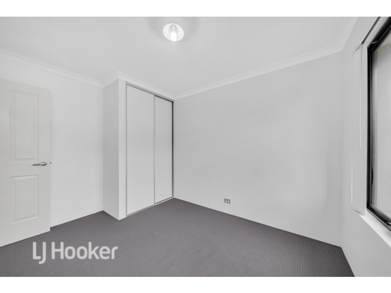 6/7 Stockman Way, Cannington WA 6107