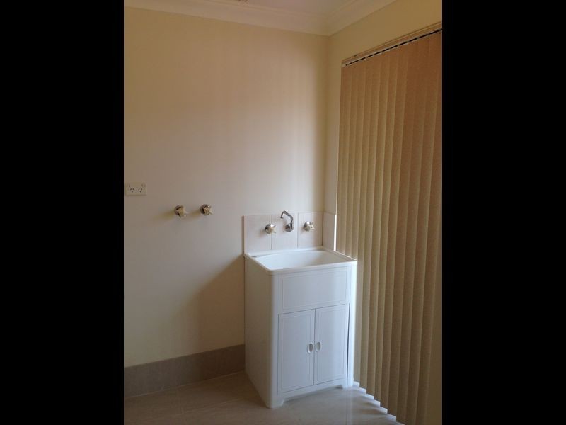 1/6 Lansing Street, Queens Park WA 6107