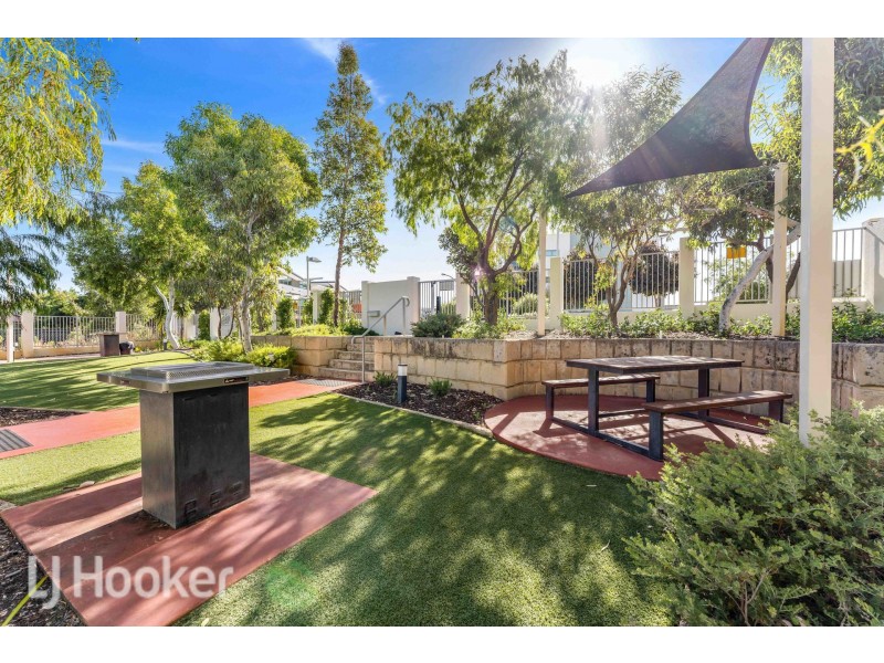 105/17 Malata Crescent, Success WA 6164