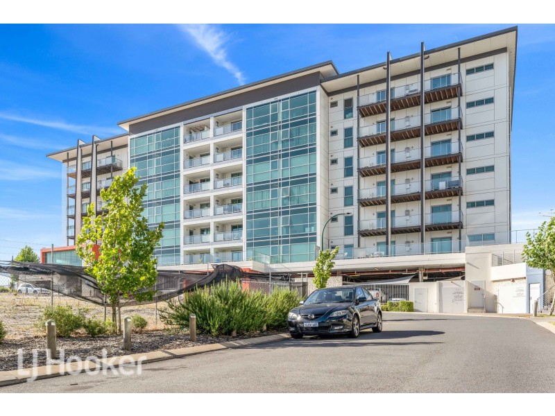 105/17 Malata Crescent, Success WA 6164