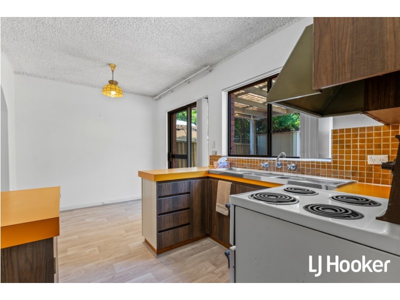 Unit 4/71 Herdsman Parade, Wembley WA 6014