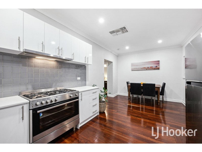 13 Chapman Road, St James WA 6102