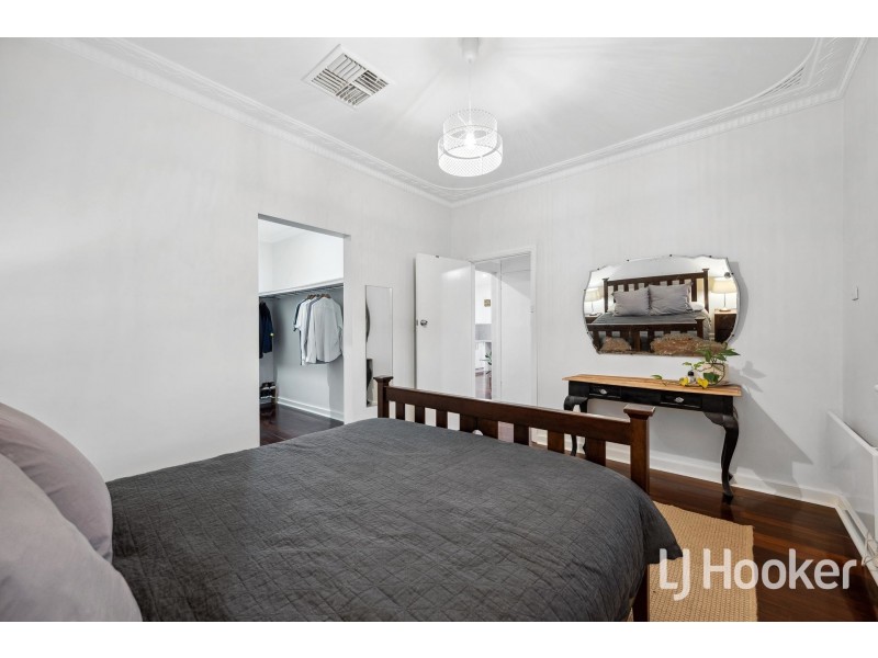 13 Chapman Road, St James WA 6102