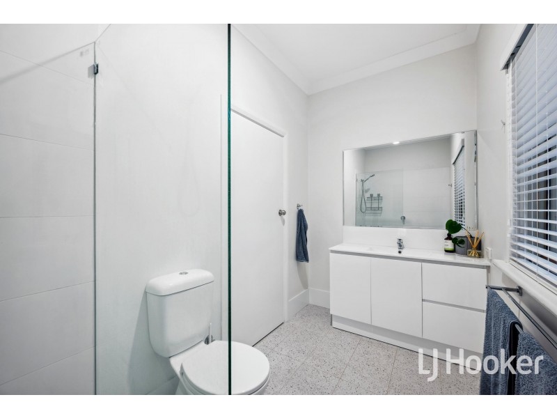 13 Chapman Road, St James WA 6102