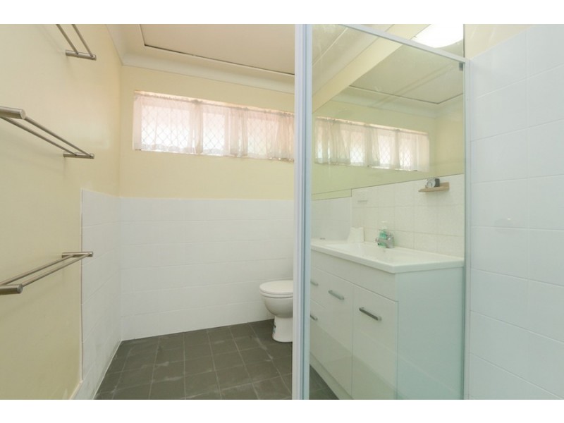 16 Manton Ct, Hamersley WA 6022