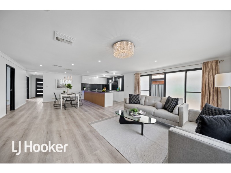 15 Gianatti Ramble, East Cannington WA 6107