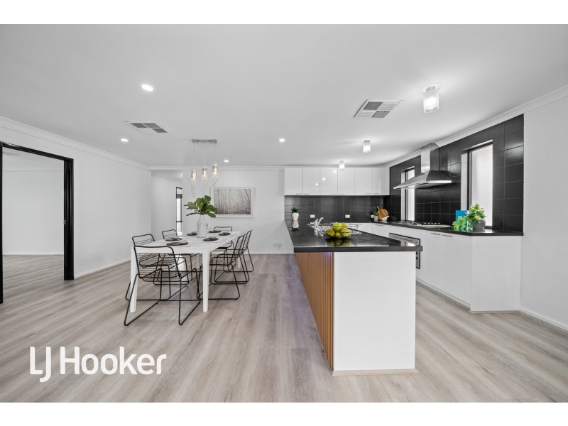 15 Gianatti Ramble, East Cannington WA 6107