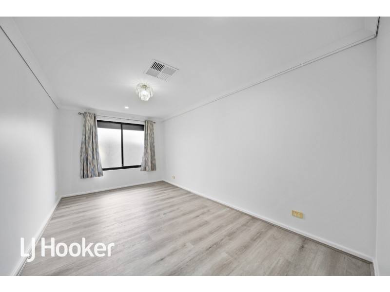 15 Gianatti Ramble, East Cannington WA 6107