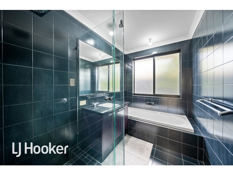 15 Gianatti Ramble, East Cannington WA 6107