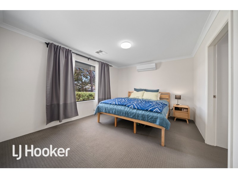 4 Dalton Road, Wellard WA 6170