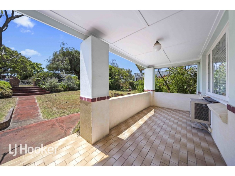 2 Victoria Street, St James WA 6102