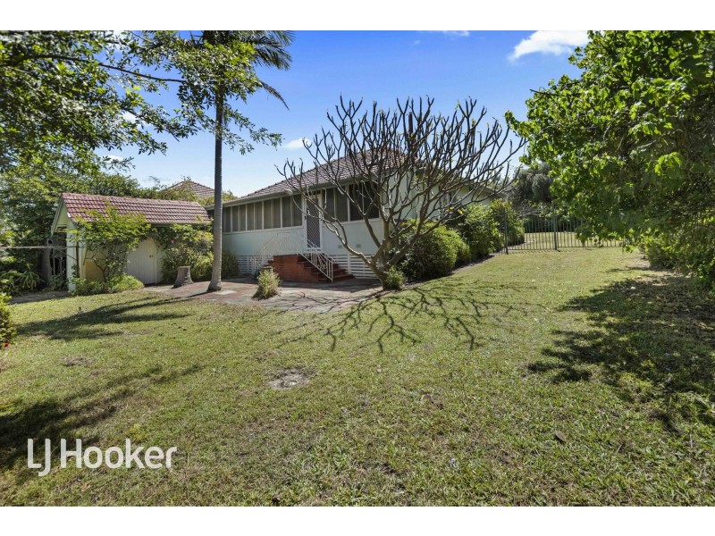 2 Victoria Street, St James WA 6102