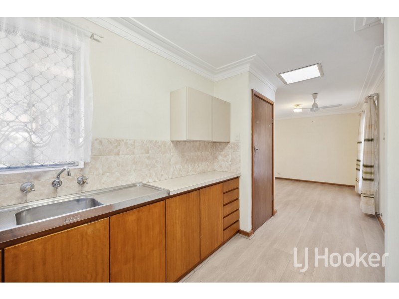 9A Garvey Street, Waterford WA 6152