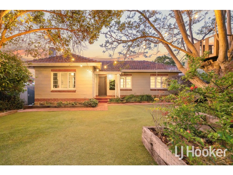 427 Berwick Street, St James WA 6102