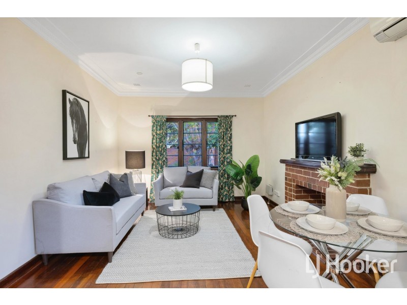 427 Berwick Street, St James WA 6102