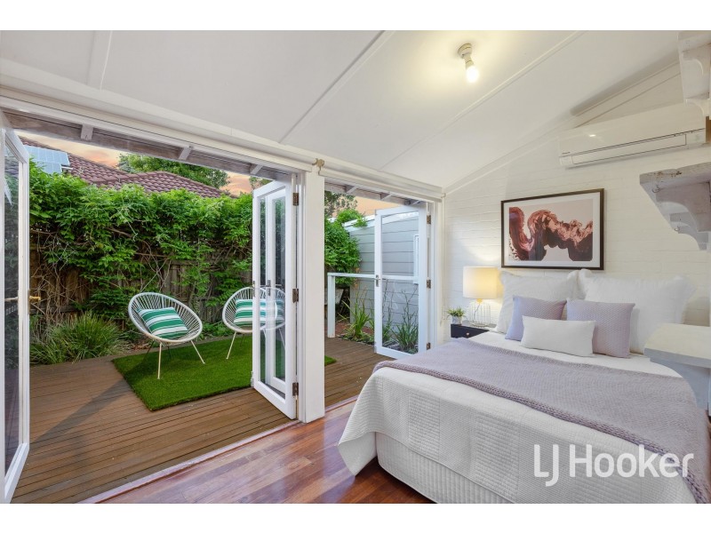 427 Berwick Street, St James WA 6102