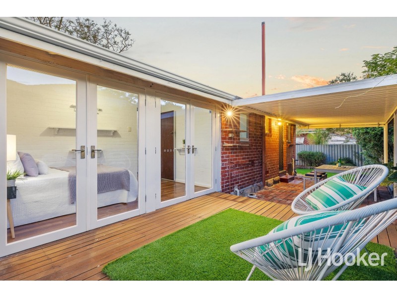 427 Berwick Street, St James WA 6102