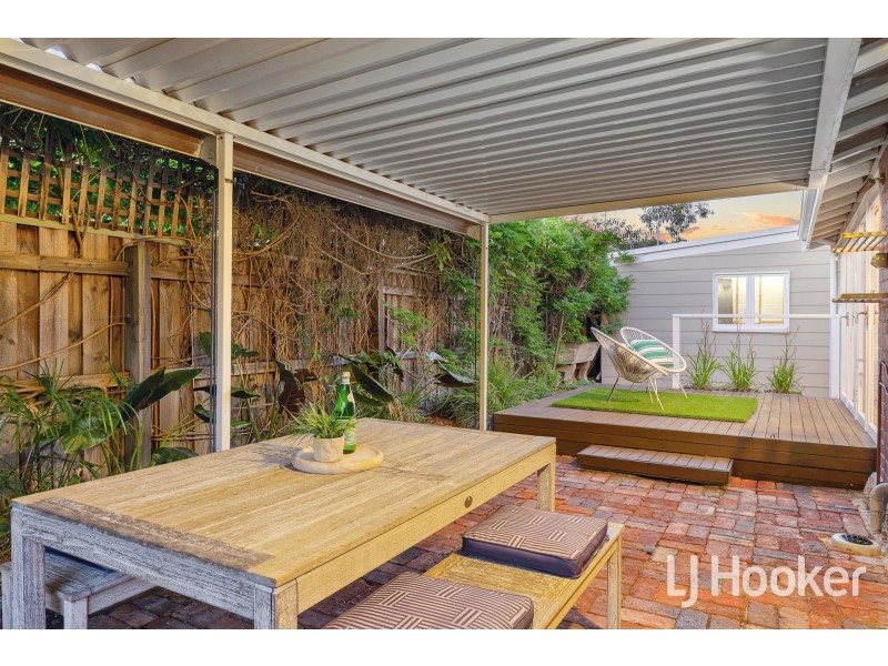 427 Berwick Street, St James WA 6102