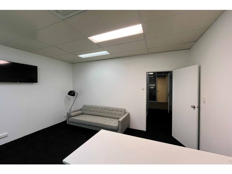 4/328 Albany Highway, Victoria Park WA 6100