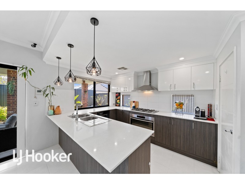 13 Dawn Street, Wellard WA 6170