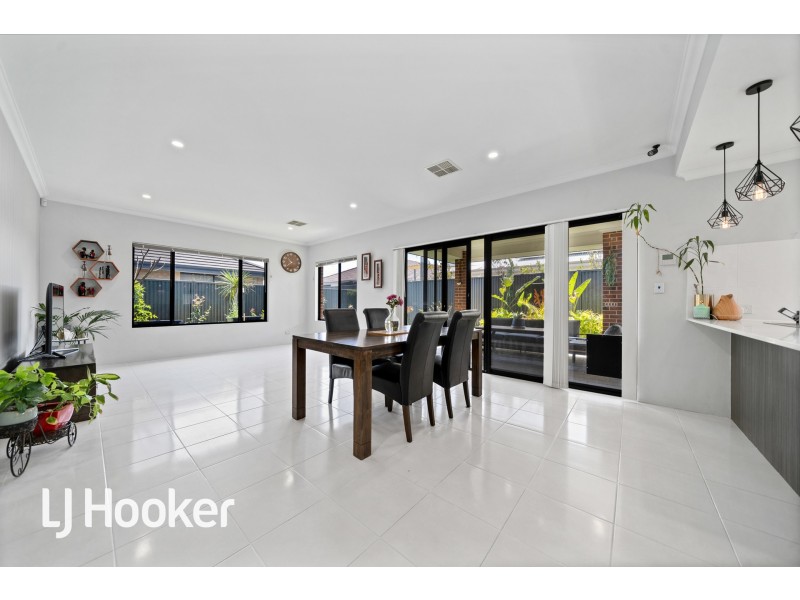 13 Dawn Street, Wellard WA 6170