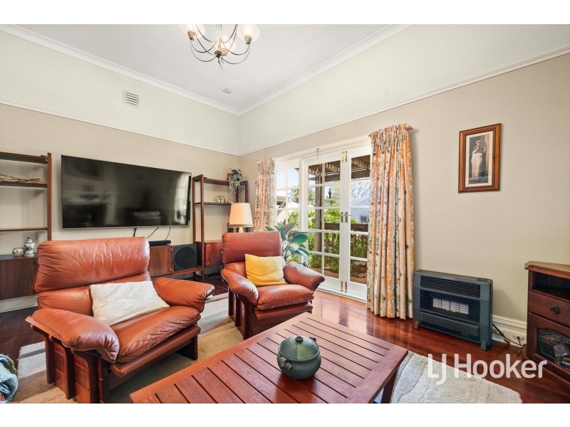 79 Kitchener Avenue, Victoria Park WA 6100