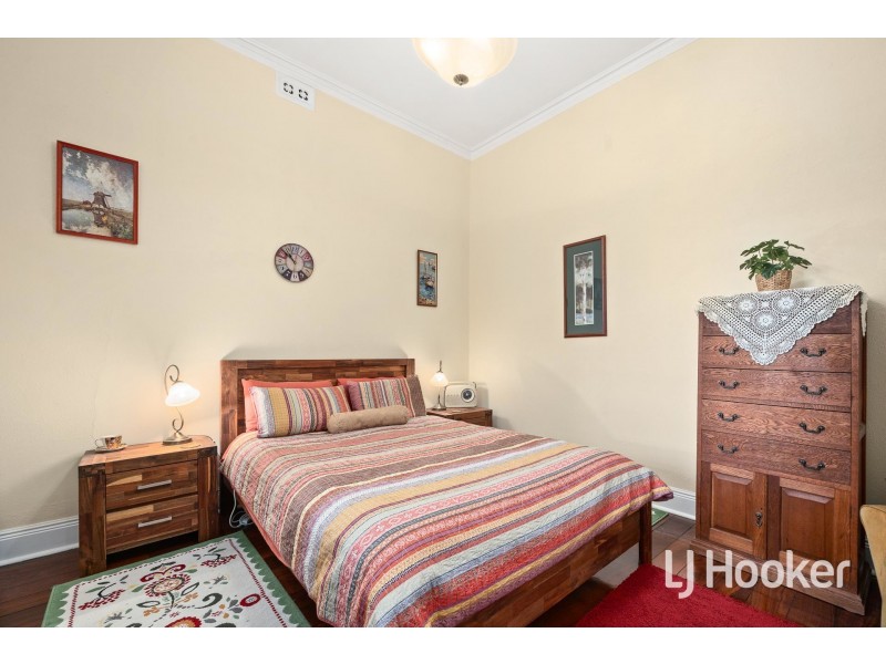 79 Kitchener Avenue, Victoria Park WA 6100